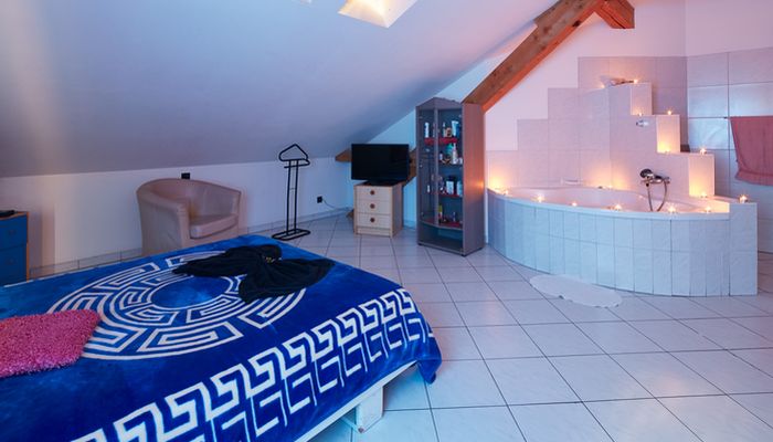 Excalibur Bar, maison close et salon érotique à Berne